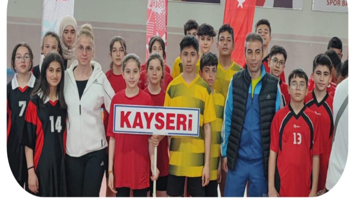 Okul Sporları Badminton Yıldız Kız ve Erkek takımlarımız Türkiye Finallerinde